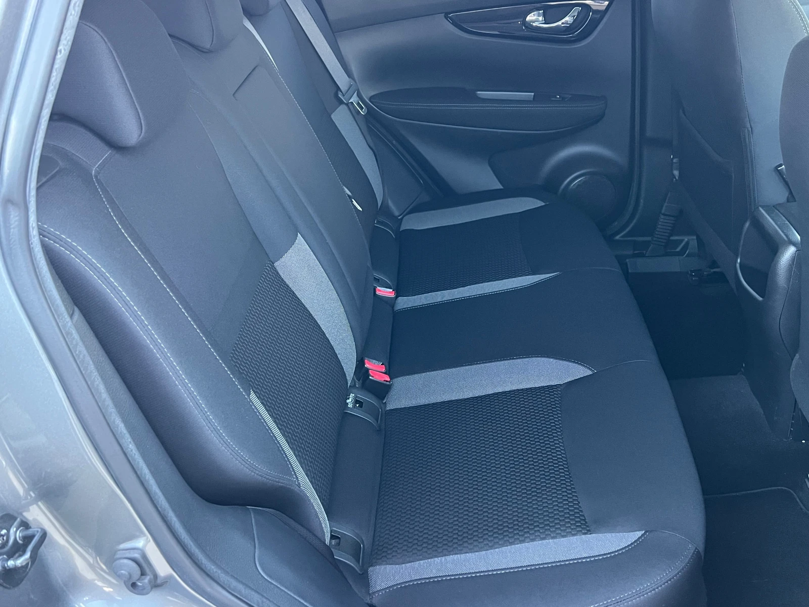 Nissan Qashqai 1.5DCI, ПЪЛНА СЕРВ. ИСТОРИЯ+ ФАКТУРИ-КАТО НОВ!!! | Mobile.bg — изображение 14