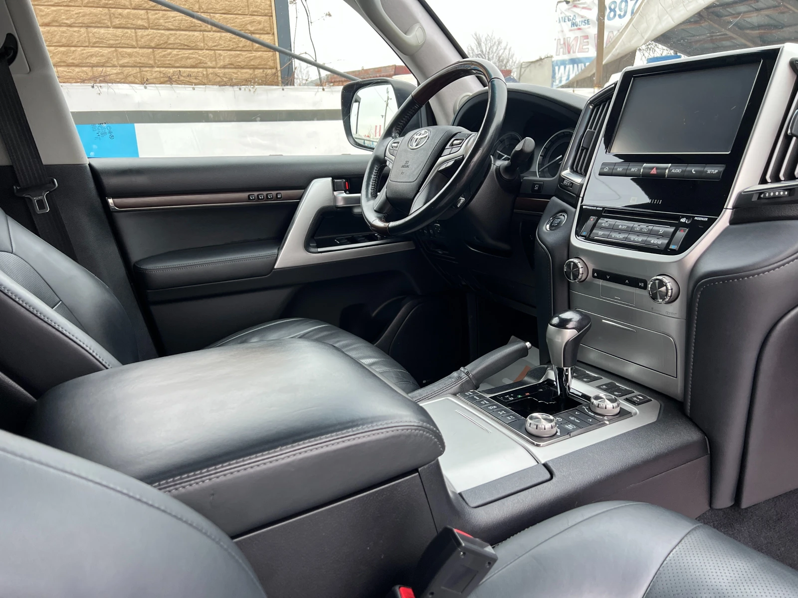 Toyota Land cruiser 4.5-V8 D4D 89000km. | Mobile.bg � ����������� 11