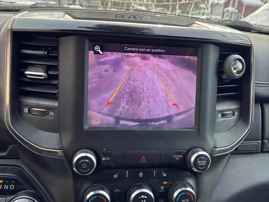 Dodge RAM 1500 * Sport * CARFAX / КАМЕРА/ПОДГРЕВИ  - изображение 9