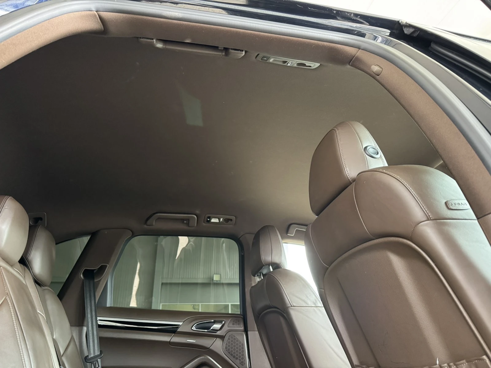 Porsche Cayenne 3.0* 250ps* FACE* 4x4* КОЖА* НАВИ* КАМЕРА, снимка 16 - Автомобили и джипове - 54481959