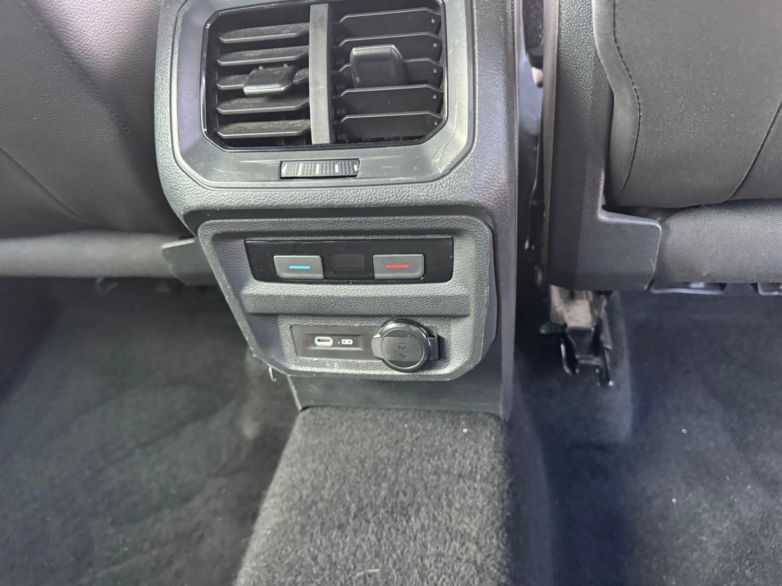 Seat Tarraco XCELENCE, фесйлифт, 7 места 4х4, снимка 11 - Автомобили и джипове - 54543447