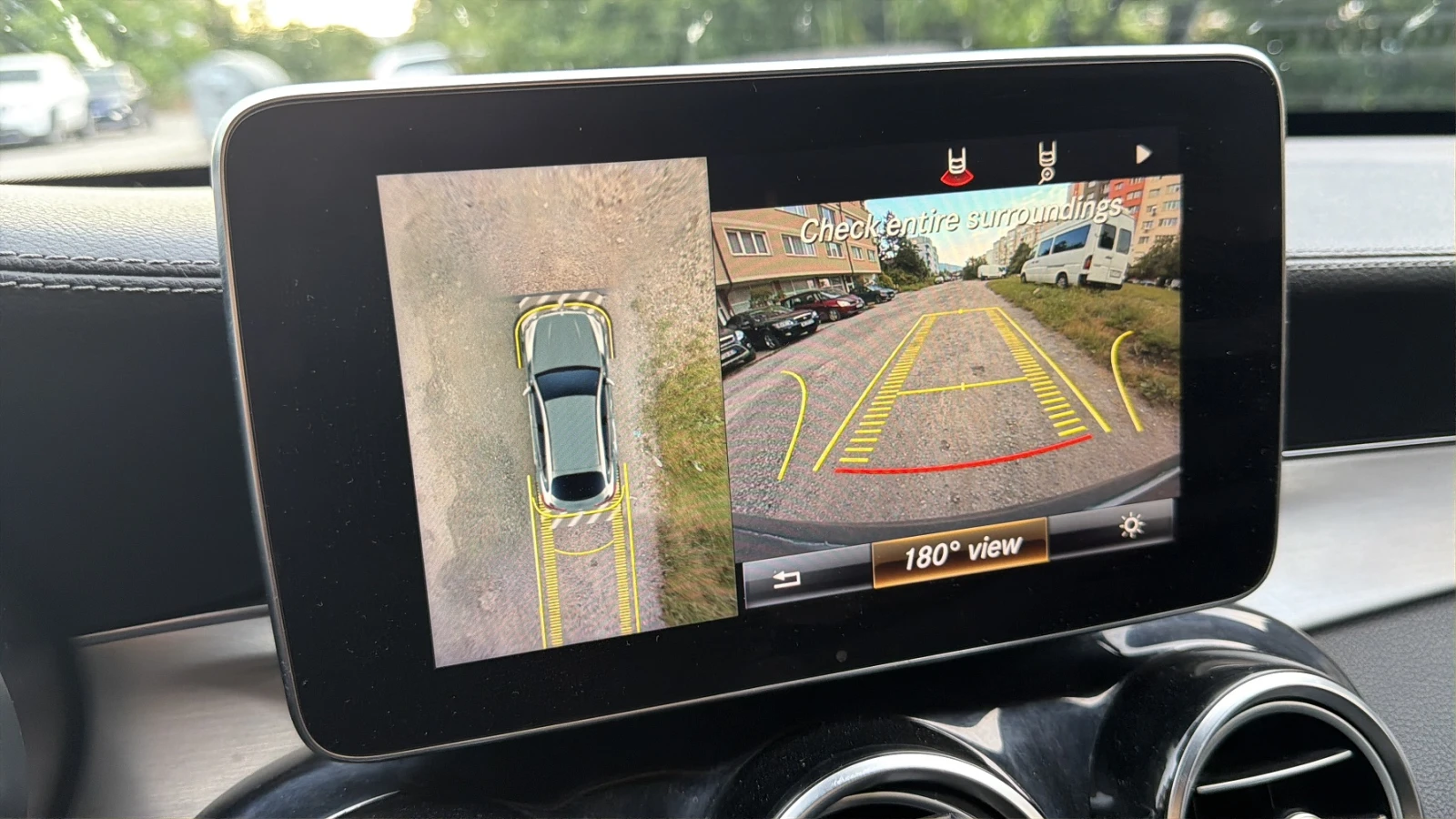Mercedes-Benz GLC 250 AMG-BURMASTER-360КАМЕРИ-KEYLESS-GO, снимка 11 - Автомобили и джипове - 54879809