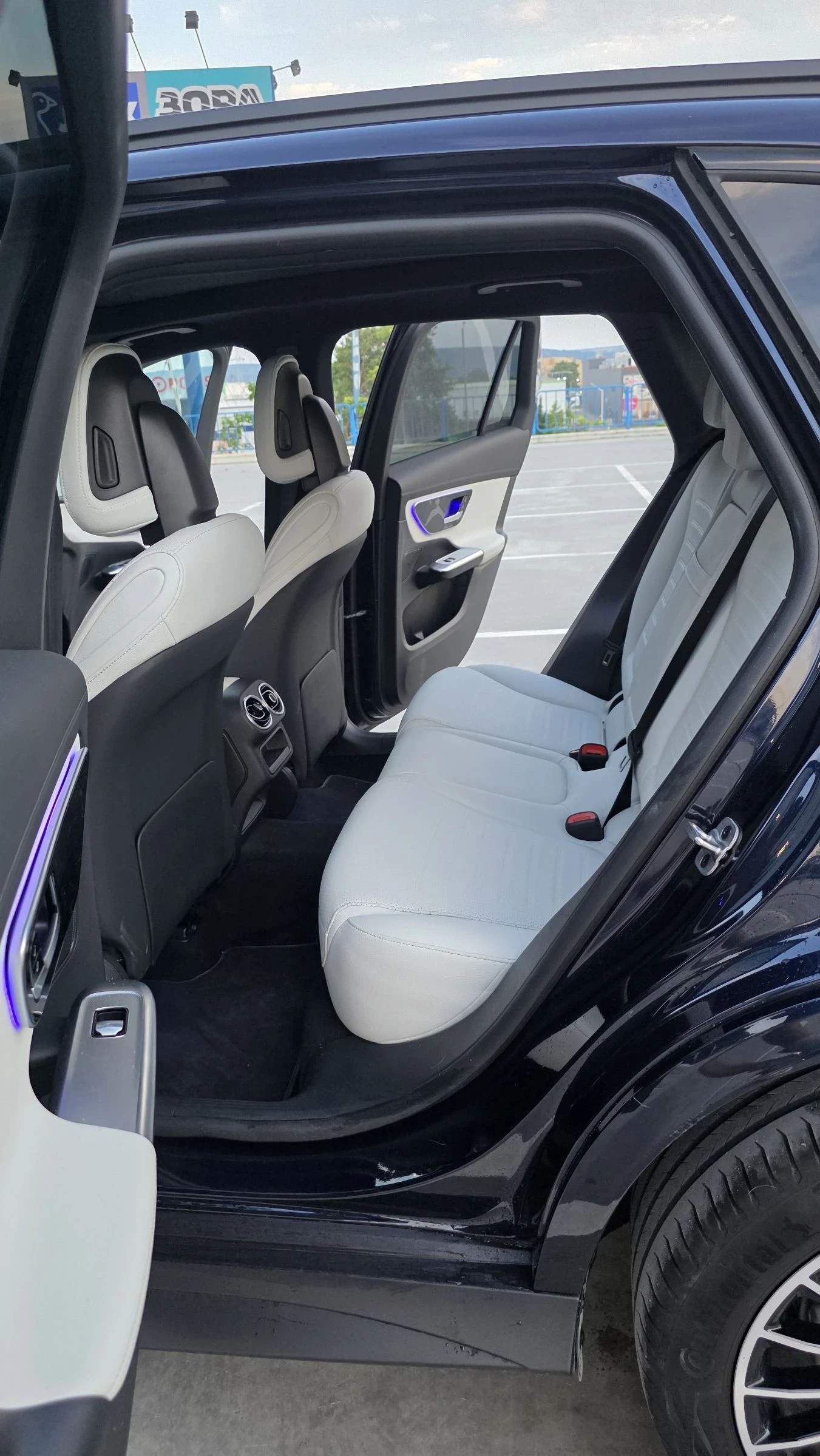 Mercedes-Benz GLC 300, снимка 14 - Автомобили и джипове - 55326797