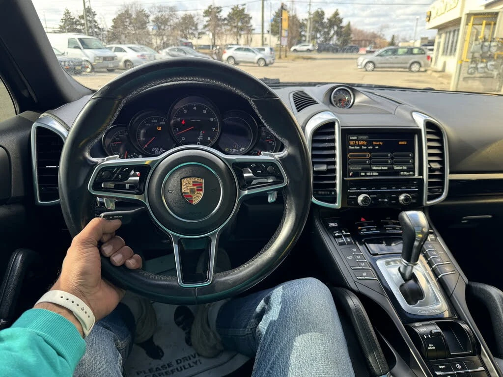 Porsche Cayenne * FULL* ПАНО* KEYLESS* Camera* ПОДГРЕВ* LED* , снимка 16 - Автомобили и джипове - 55640343