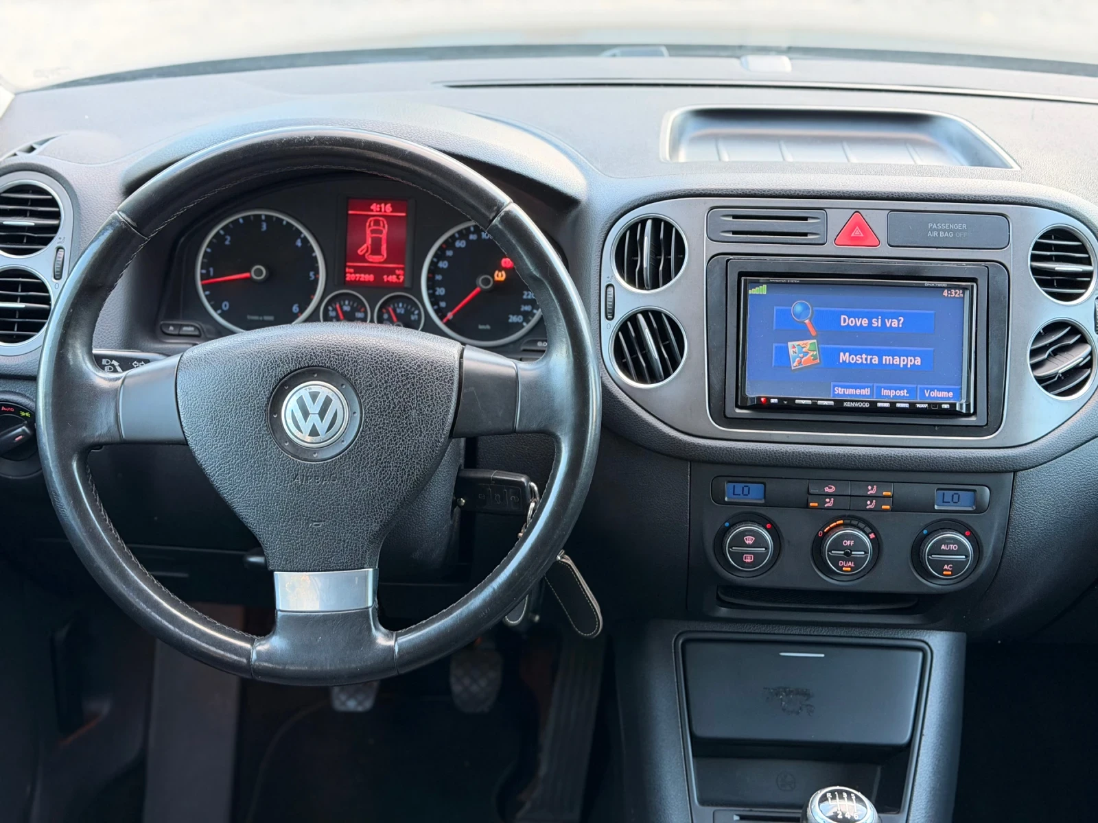 VW Tiguan 2.0TDI/4x4/������ | Mobile.bg � ����������� 13
