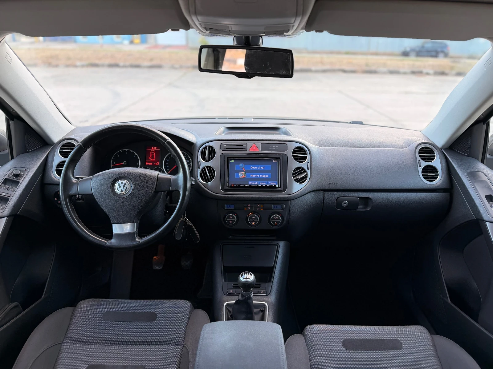 VW Tiguan 2.0TDI/4x4/������ | Mobile.bg � ����������� 10