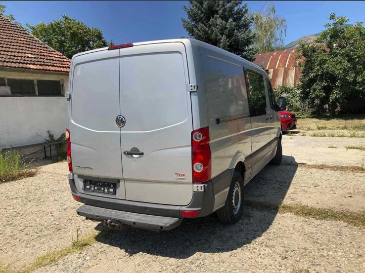 VW Crafter, снимка 7 - Бусове и автобуси - 55954439