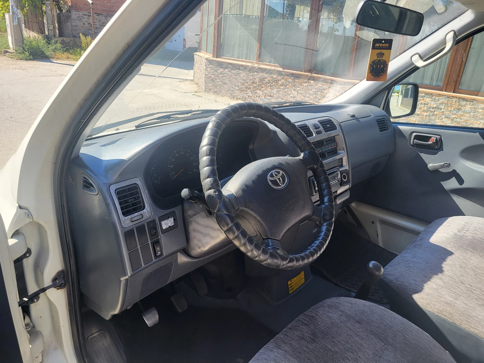 Toyota Hiace 2.5D4D 4x4 klima 2007 - изображение 9