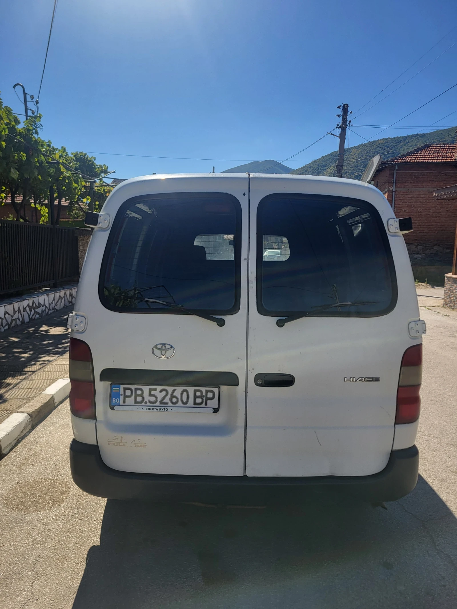 Toyota Hiace 2.5D4D 4x4 klima 2007 - изображение 7