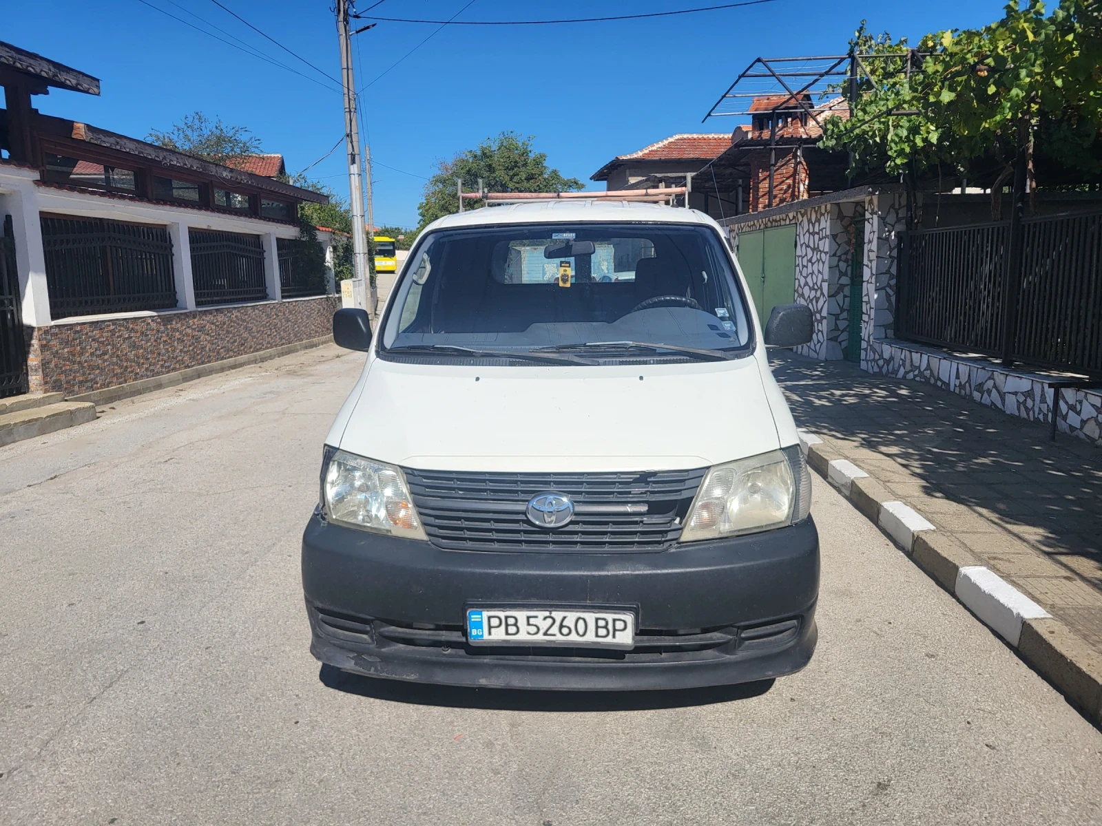 Toyota Hiace 2.5D4D 4x4 klima 2007 - изображение 2