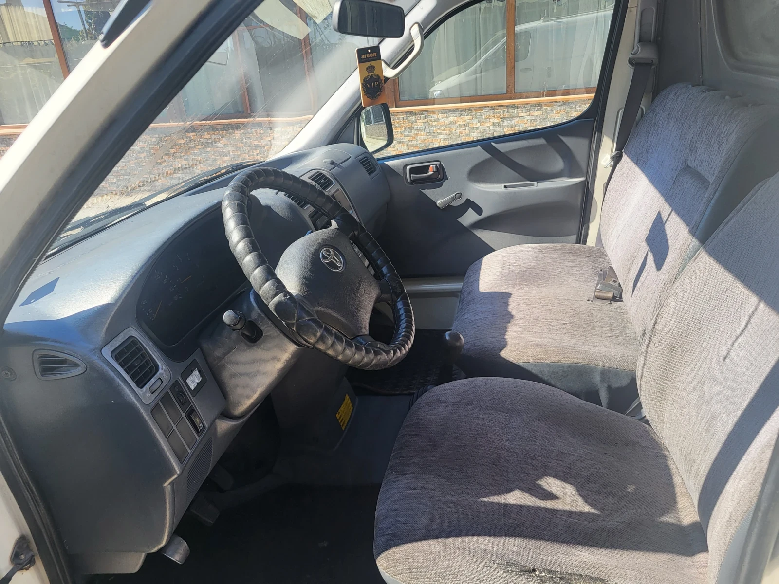 Toyota Hiace 2.5D4D 4x4 klima 2007 - изображение 8