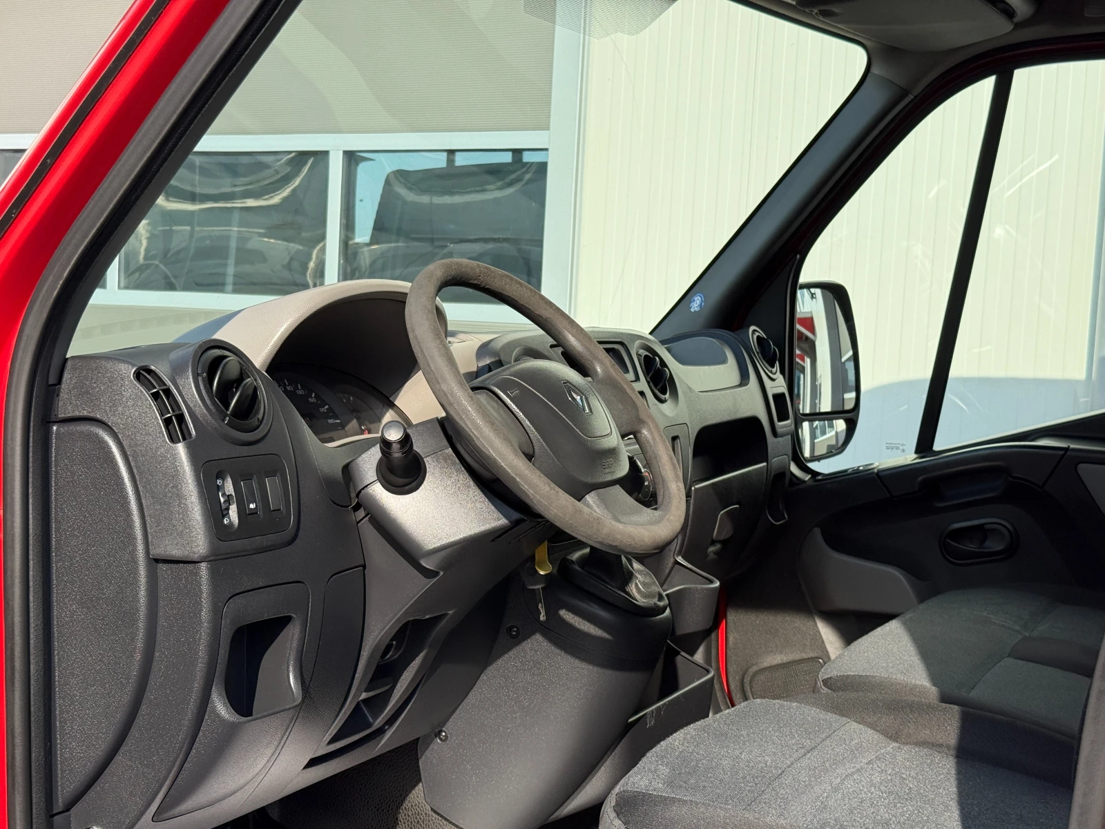 Renault Master 2.3dci, снимка 9 - Бусове и автобуси - 55439957