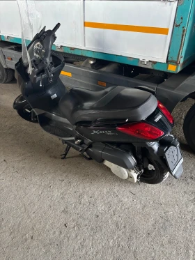     Yamaha X-max 250i