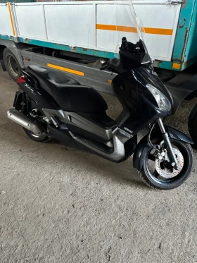     Yamaha X-max 250i