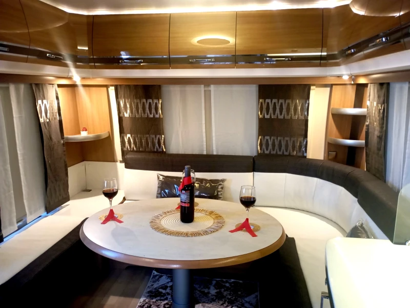 Каравана Fendt ЛИЗИНГ* NEW MODEL* LUXURY , снимка 7 - Каравани и кемпери - 52026494