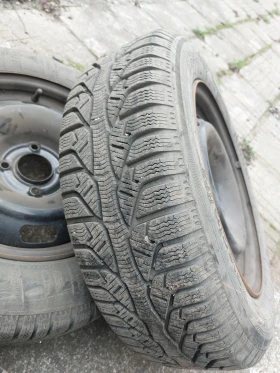 Гуми с джанти Kleber 185/65R15, снимка 3 - Гуми и джанти - 49504642