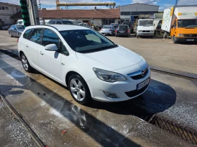 Opel Astra 1.4 100 кс, снимка 3