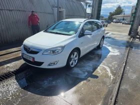 Opel Astra 1.4 100 кс, снимка 2