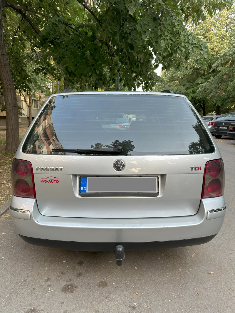 VW Passat 1.9 TDI, снимка 11 - Автомобили и джипове - 46408240