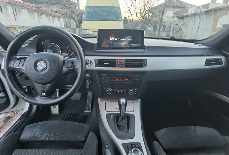 BMW 320 320D, снимка 9 - Автомобили и джипове - 48513477