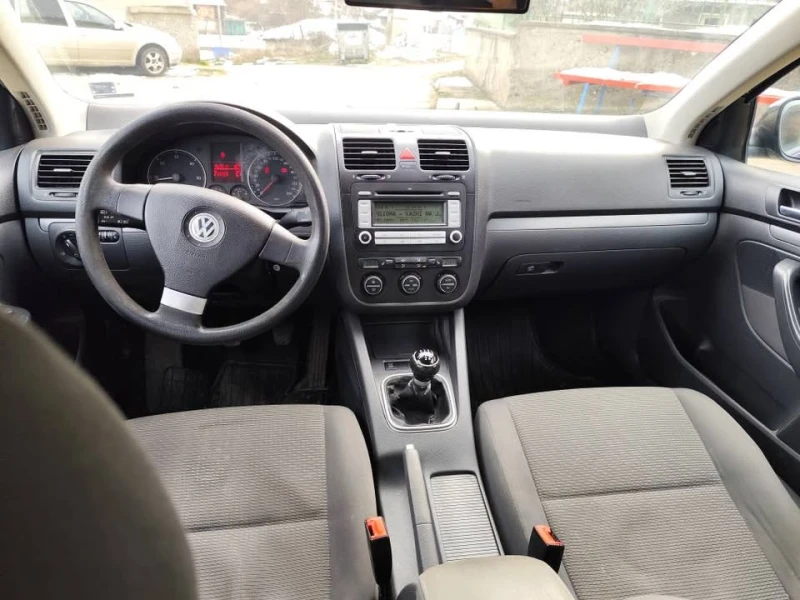 VW Golf 5, снимка 4 - Автомобили и джипове - 49536194