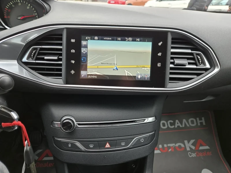 Peugeot 308 1.6HDI-92кс= НАВИ= СЕРВ.ИСТОРИЯ= EURO 6B, снимка 16 - Автомобили и джипове - 53181719