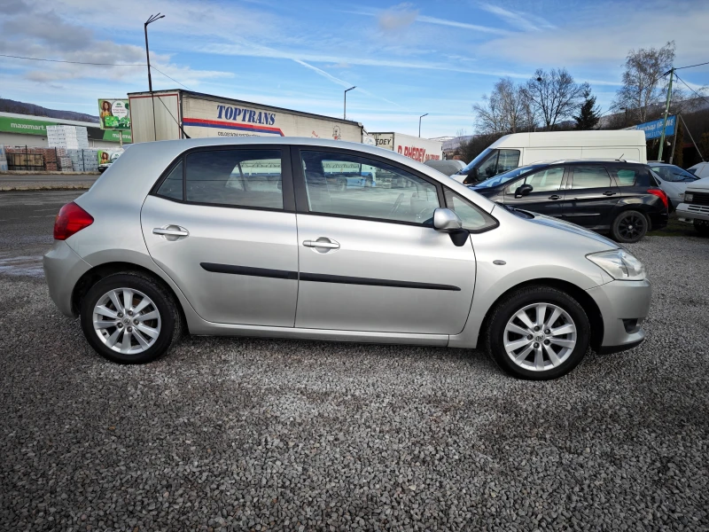 Toyota Auris 1, 6 Dual VVT- i, снимка 6 - Автомобили и джипове - 53346246