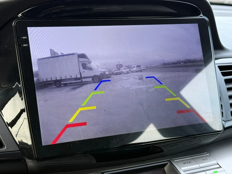 Honda Fr-v 1.8* ГАЗ* 2010г* 140к.с* Топ Състояние* Обслужена*, снимка 17 - Автомобили и джипове - 53435946