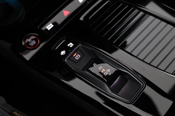 Audi S6 e-tron Sportback = Tech Pro = Гаранция, снимка 10 - Автомобили и джипове - 56182143