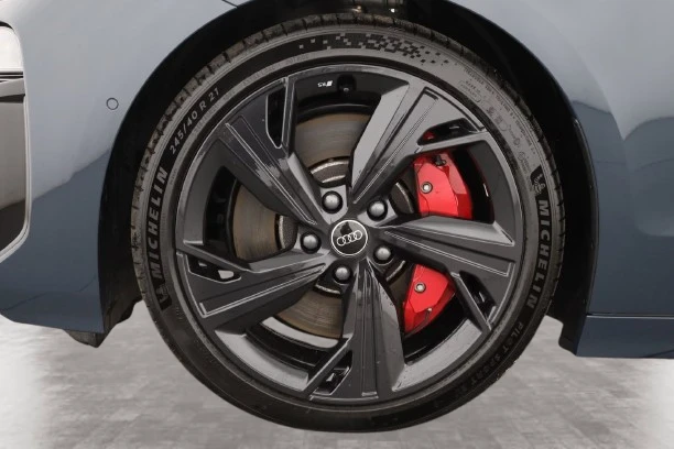Audi S6 e-tron Sportback = Tech Pro = Гаранция, снимка 5 - Автомобили и джипове - 56182143