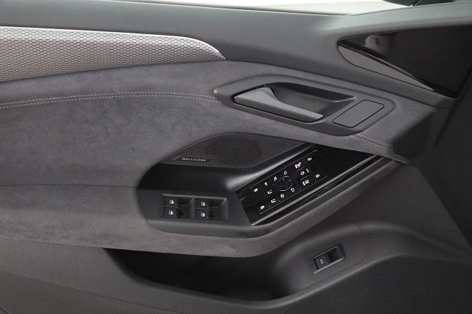 Audi S6 e-tron Sportback = Tech Pro = Гаранция, снимка 6 - Автомобили и джипове - 56182143