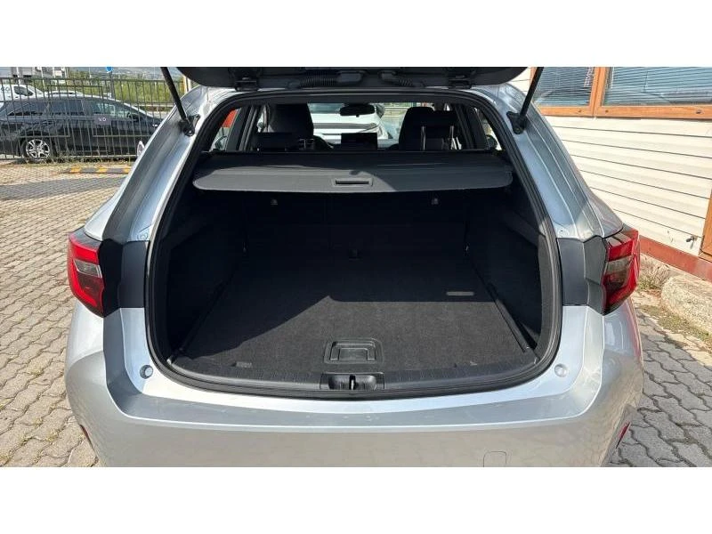 Toyota Corolla TS 1.8HSD DYNAMIC, снимка 10 - Автомобили и джипове - 56304377