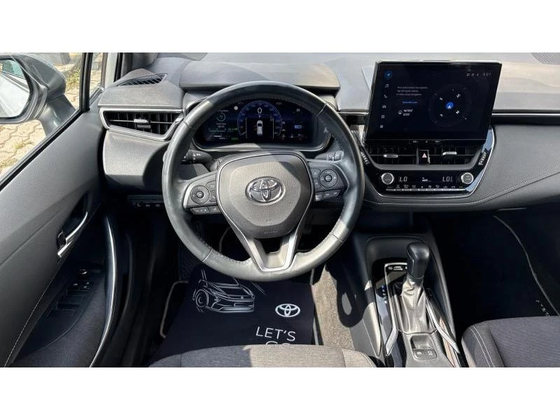 Toyota Corolla TS 1.8HSD DYNAMIC, снимка 9 - Автомобили и джипове - 56304377