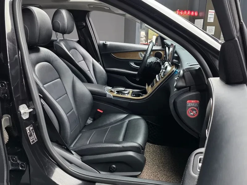 Mercedes-Benz C 220 EXCLUSIVE, снимка 11 - Автомобили и джипове - 56353729