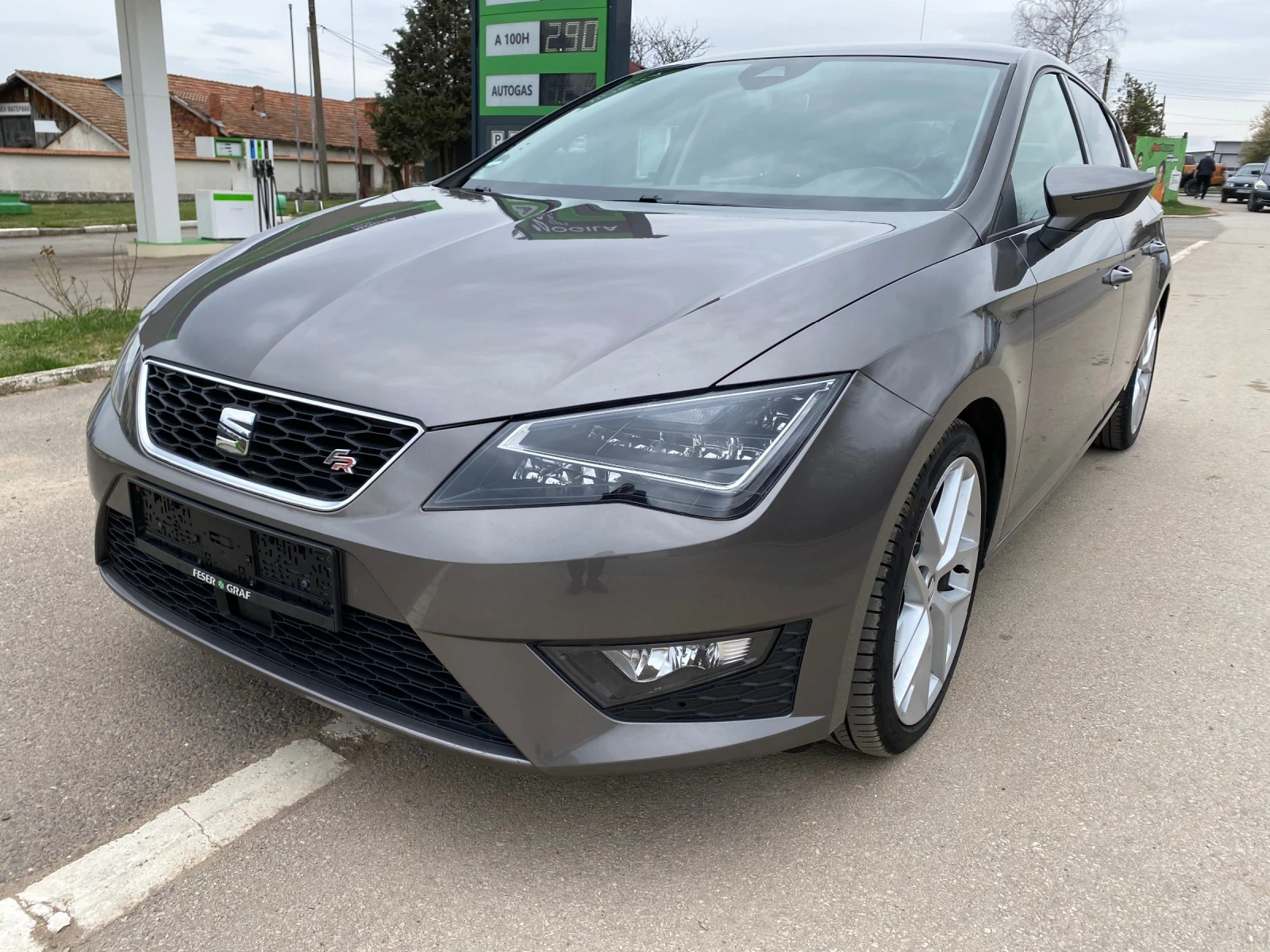 Seat Leon 2.0 TDI, FR, 184к.с.DSG-6ск, ДИСТРОНИК, снимка 1
