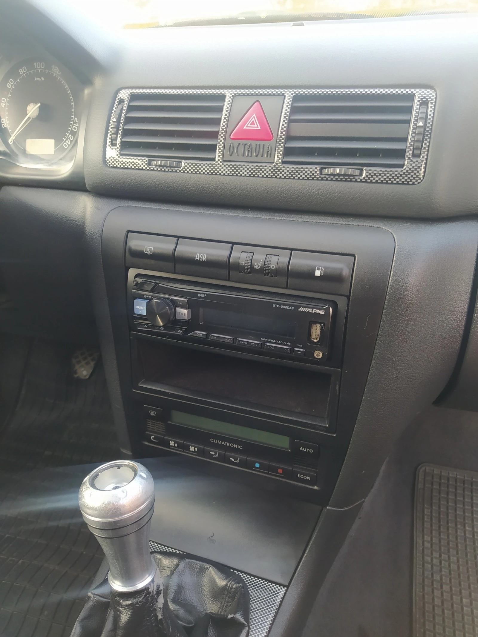 Skoda Octavia 1.8T /    4 | Mobile.bg   15