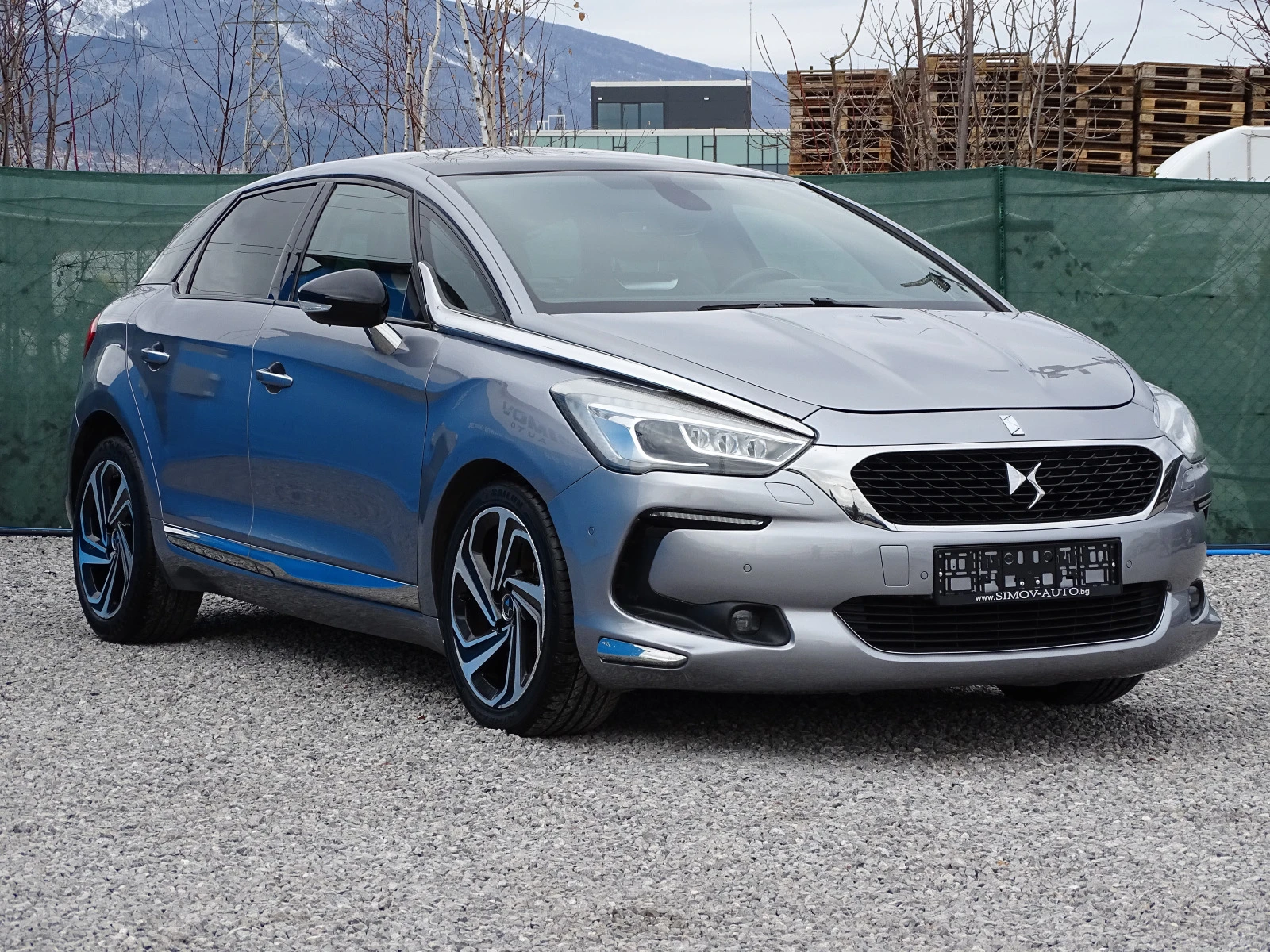 DS DS 5 2.0HYBRID, 4Х4, HEAD-UP, KEYLESSGO, ПАНОРАМА - изображение 3