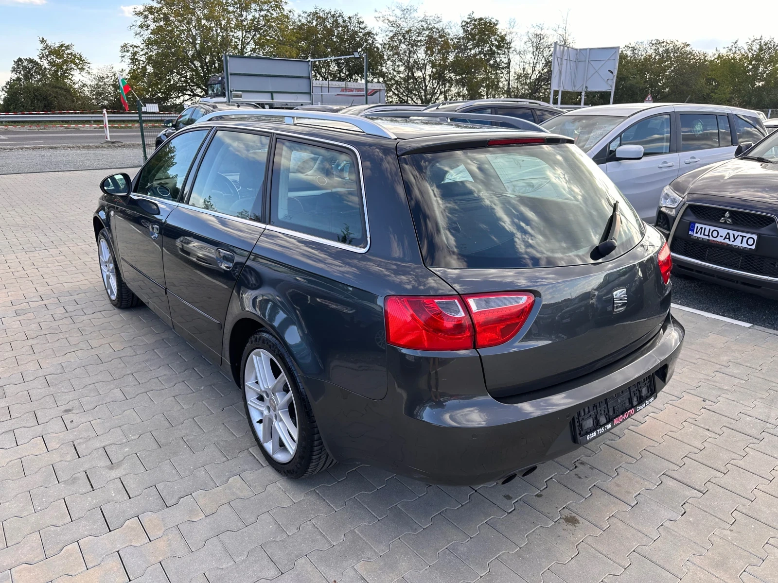 Seat Exeo 2.0TDI 6 Скорости  - изображение 4