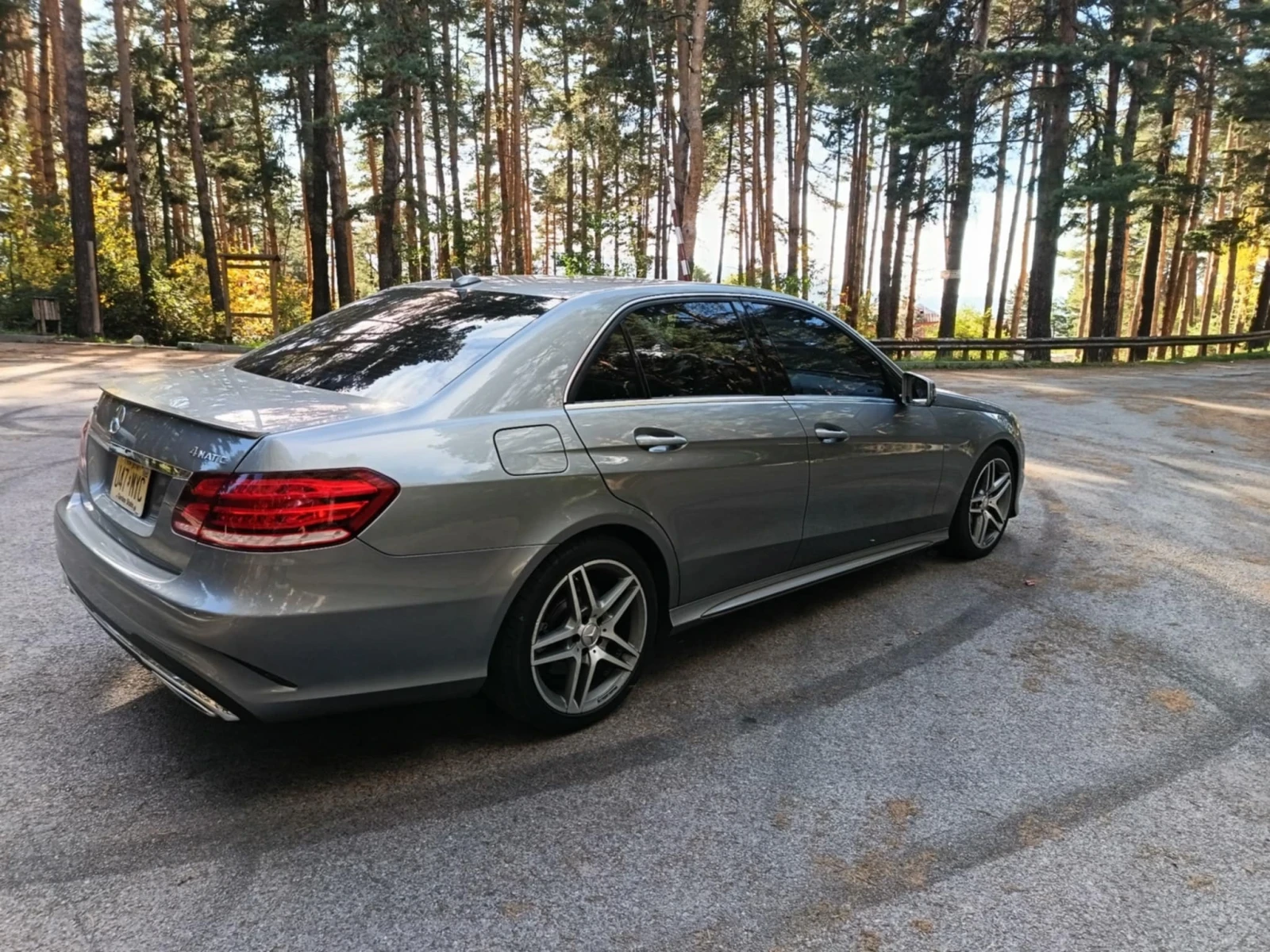 Mercedes-Benz E 500  - изображение 6