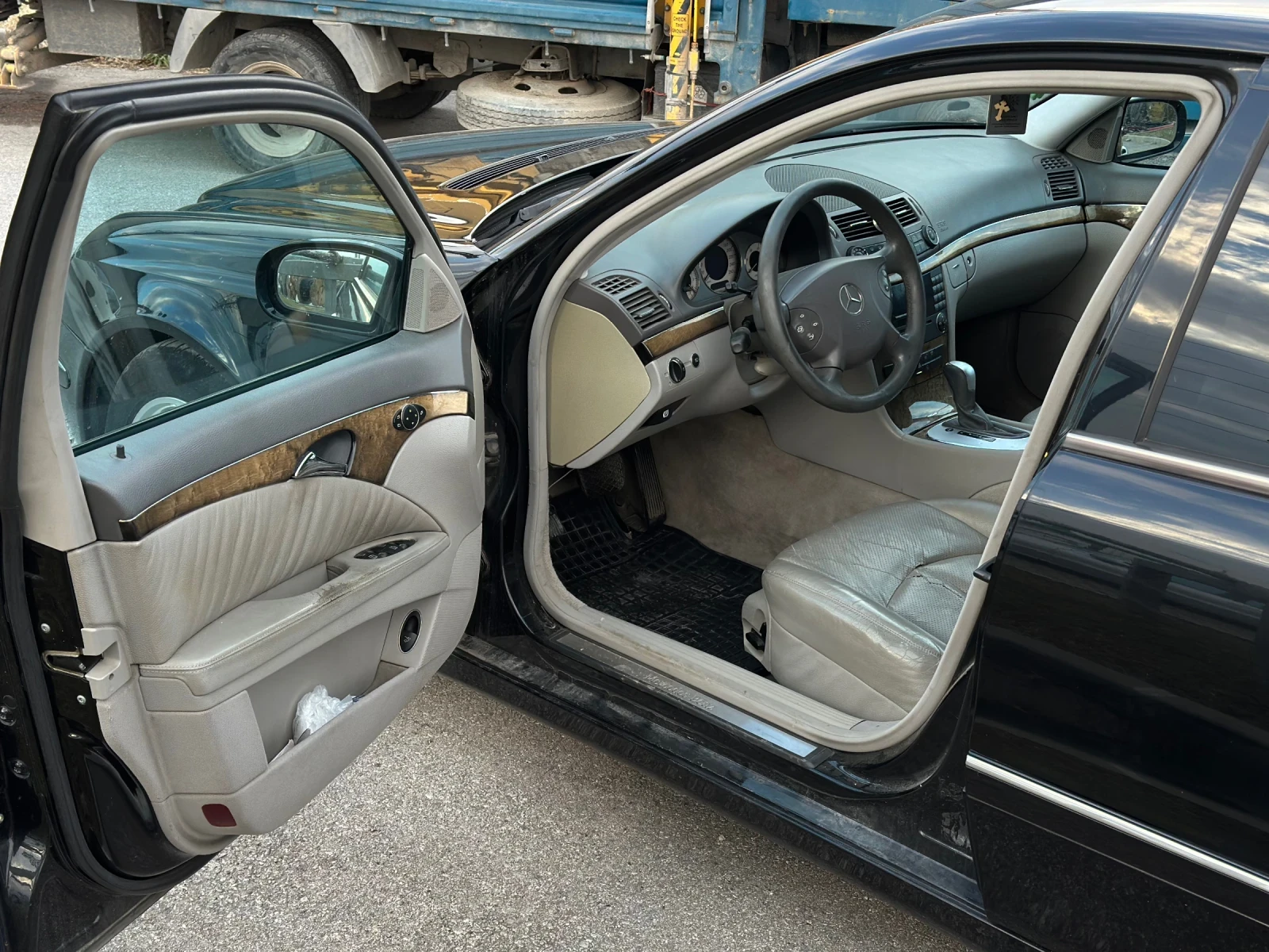 Mercedes-Benz E 280 3.2 177hp | Mobile.bg — изображение 11