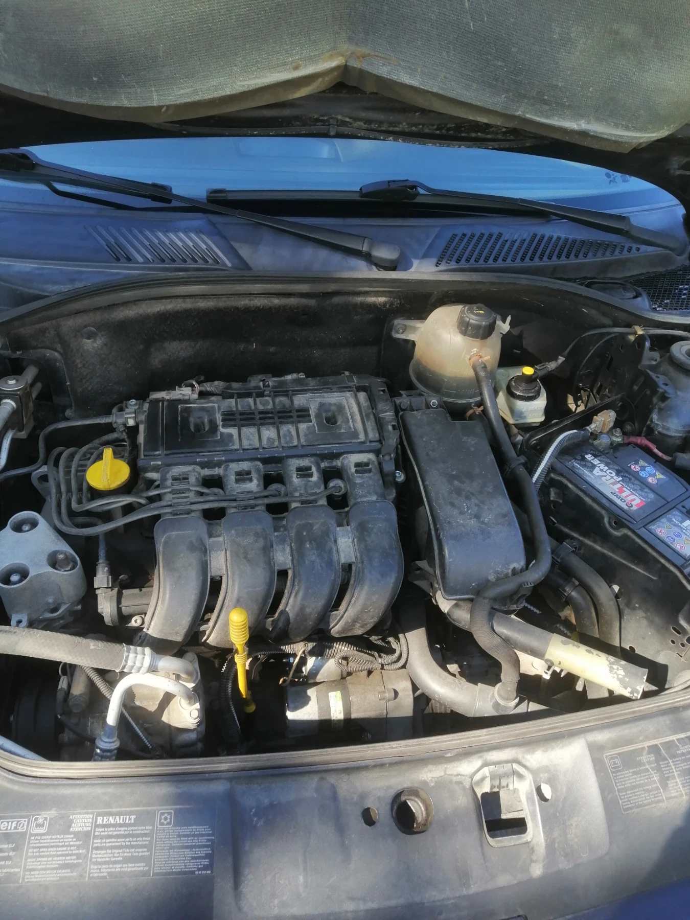 Renault Clio 1.2-16v - изображение 10