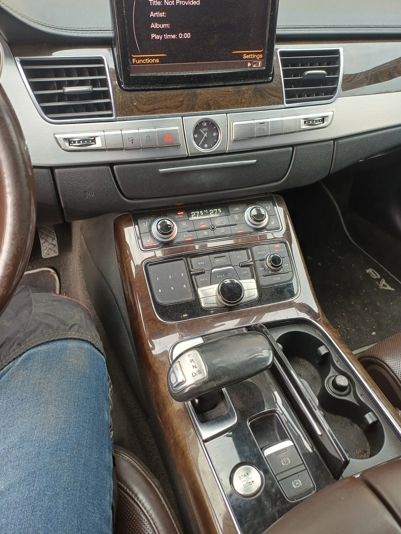 Audi A8 W12 - изображение 5
