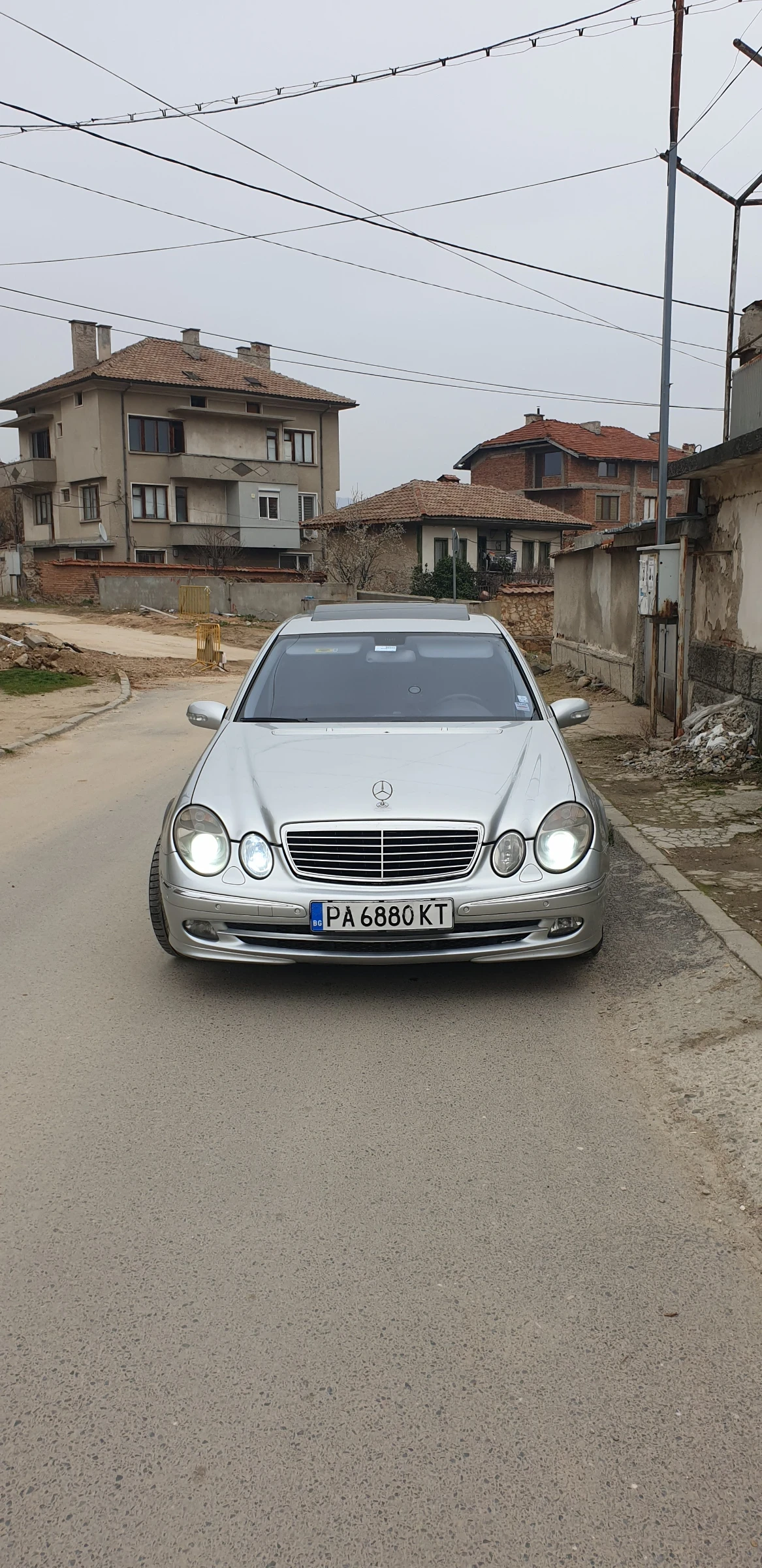 Mercedes-Benz E 270 2.7 CDI - изображение 6