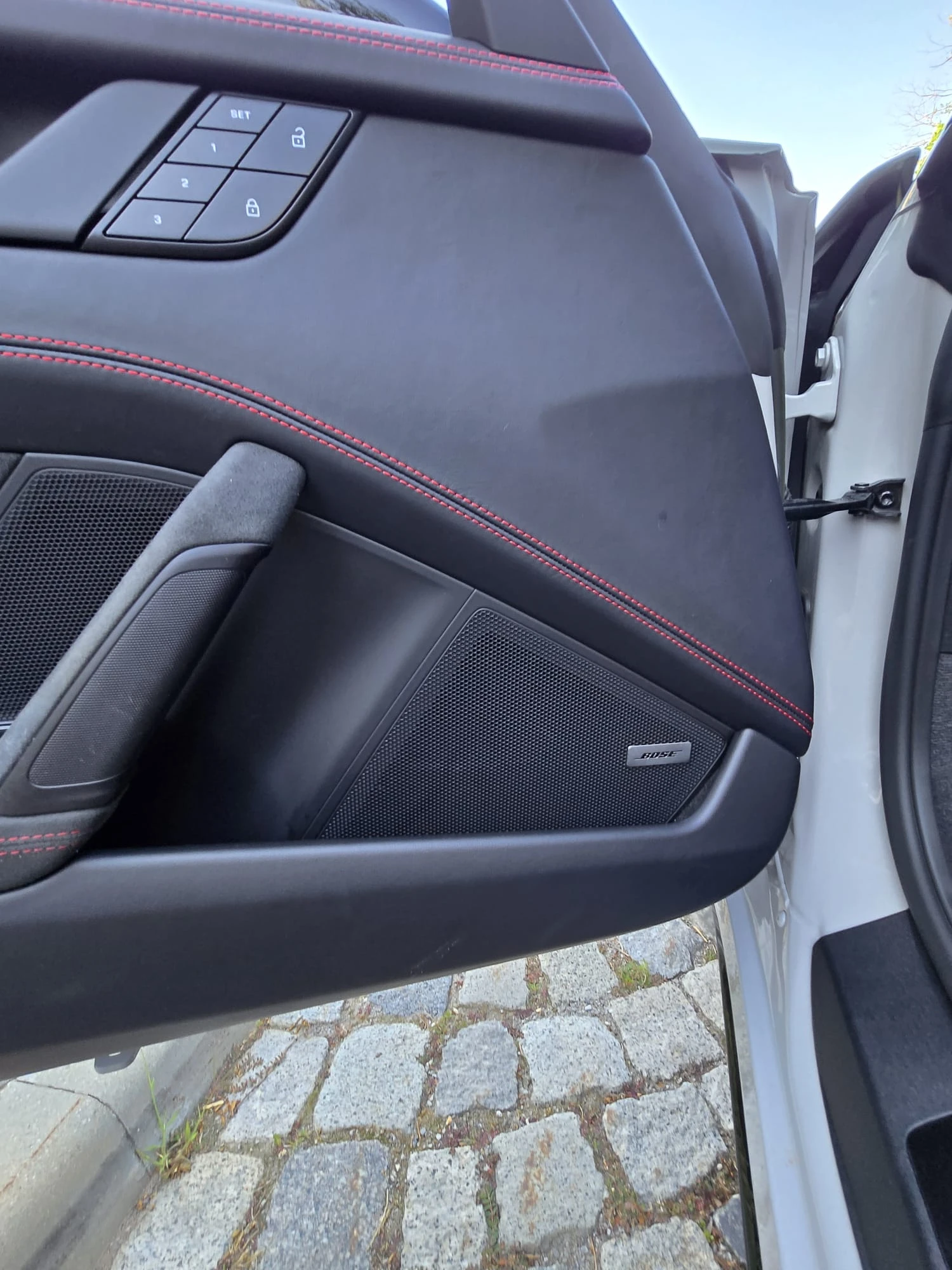 Porsche 911 992 / GTS / CABRIO | Mobile.bg   12