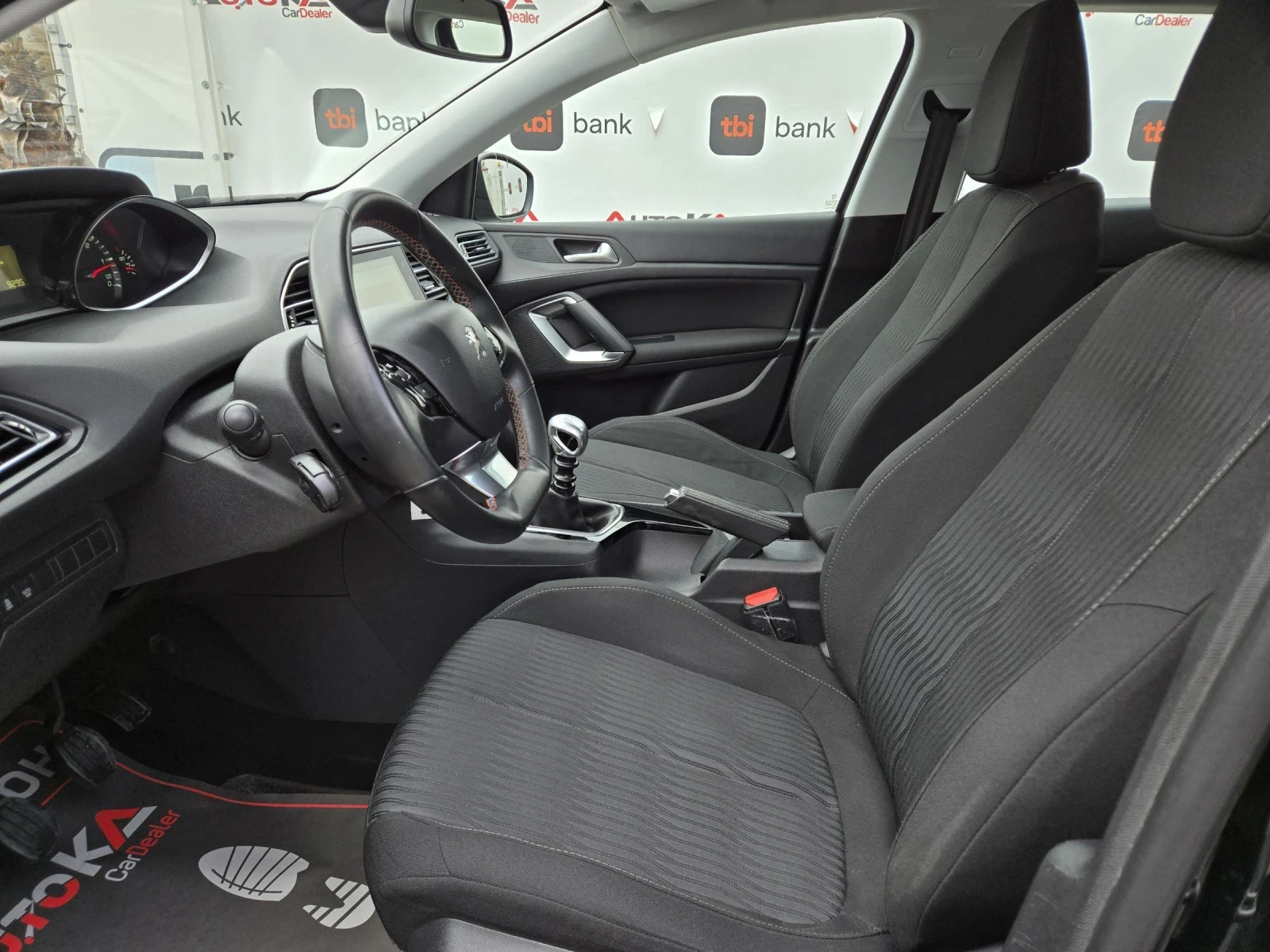 Peugeot 308 1.6HDI-92кс= НАВИ= СЕРВ.ИСТОРИЯ= EURO 6B - изображение 7