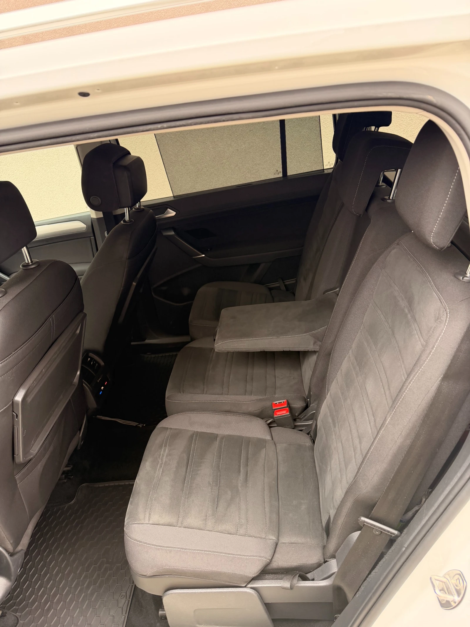 VW Touran R`Line  | Mobile.bg � ����������� 15
