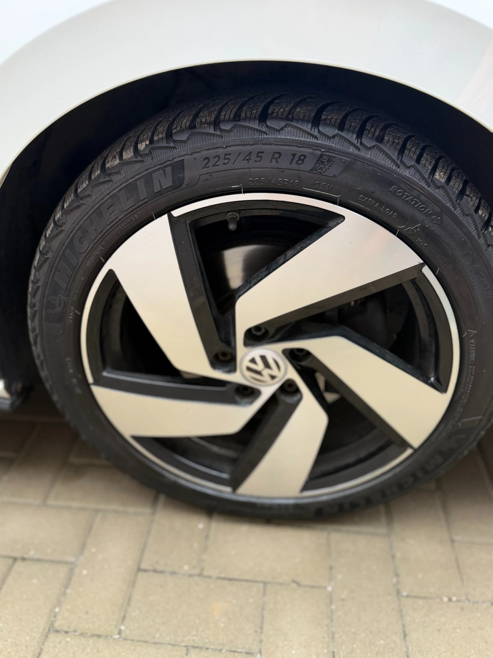 VW Touran R`Line  | Mobile.bg � ����������� 14