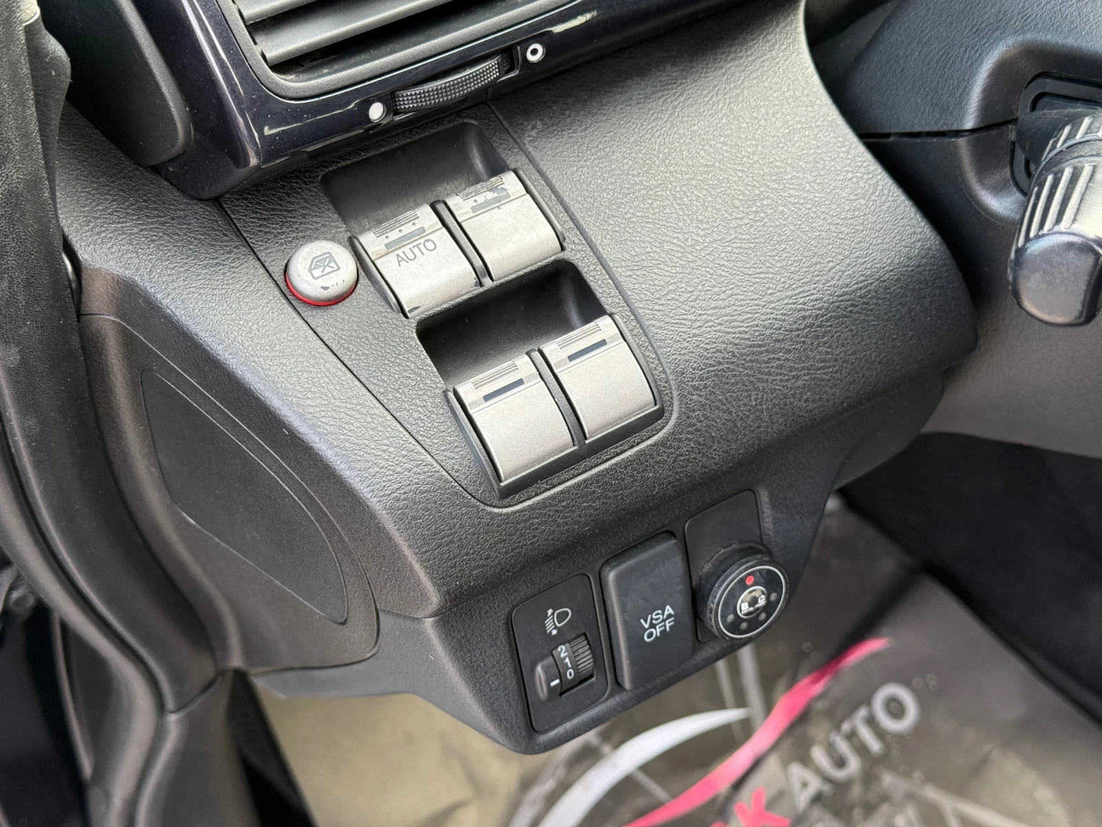 Honda Fr-v 1.8* ГАЗ* 2010г* 140к.с* Топ Състояние* Обслужена* - изображение 9