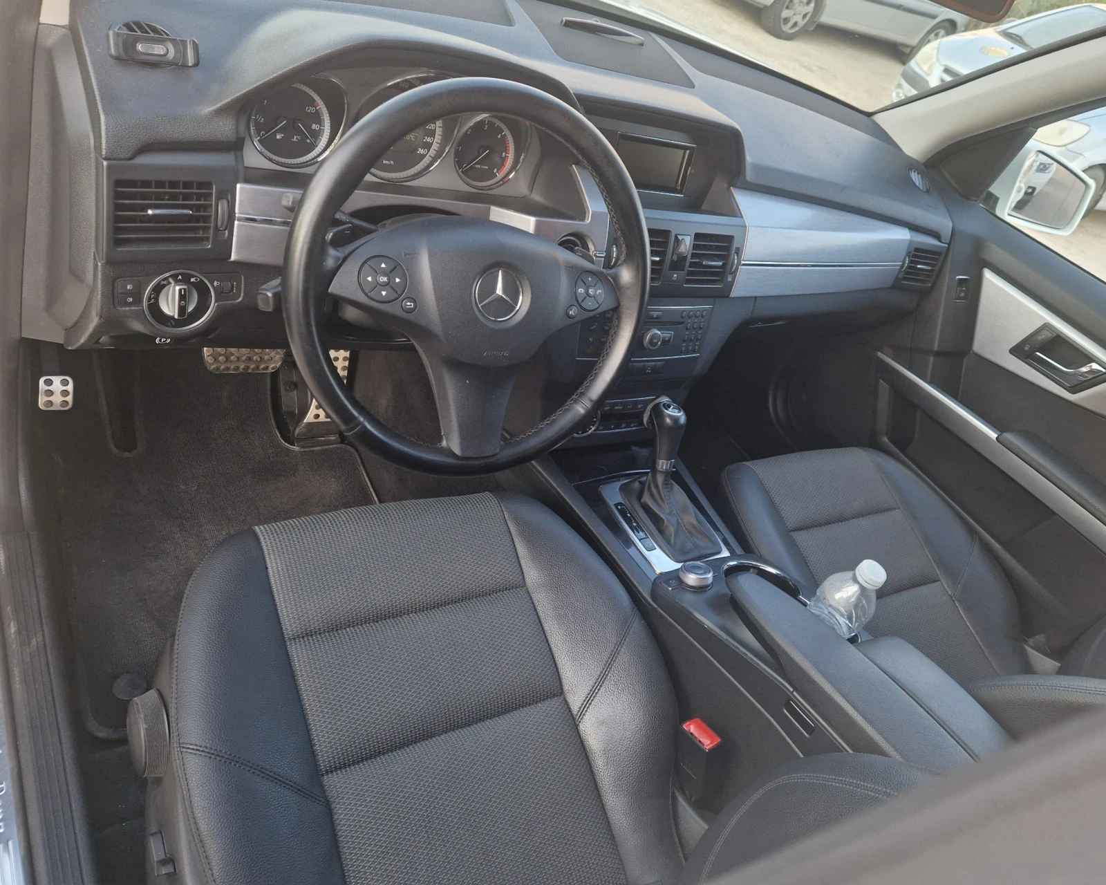 Mercedes-Benz CLK 220 CDI 4-MATIC 7G-TRONIC, снимка 9 - Автомобили и джипове - 53924049