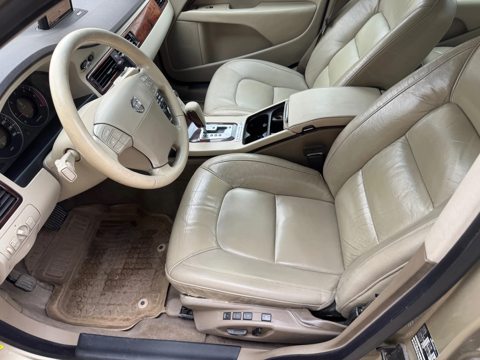 Volvo S80 2.4 D, снимка 13 - Автомобили и джипове - 53927398